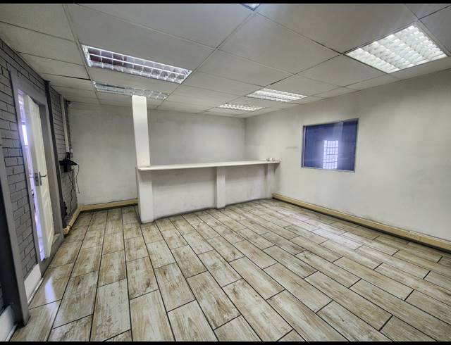 546M² WAREHOUSE TO LET IN WADEVILLE